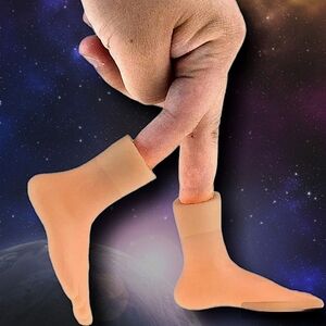 NWT ☆ Tiny Feet for Fingers